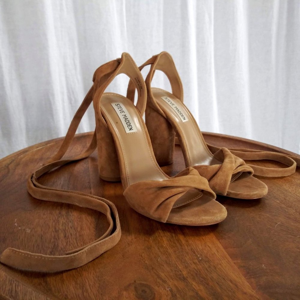 Steve Madden tan Suede Glary Lace up heels 7.5 M